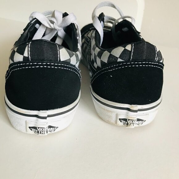 Vans Old Skool Suede and Canvas Low Top Sneakers - Picture 4 of 6